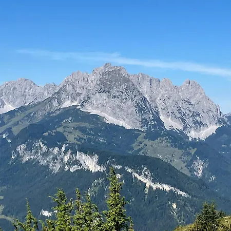 Mountapart In - Out Apartment *