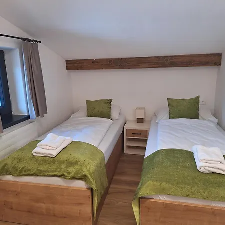 Apartment Mountapart In - Out