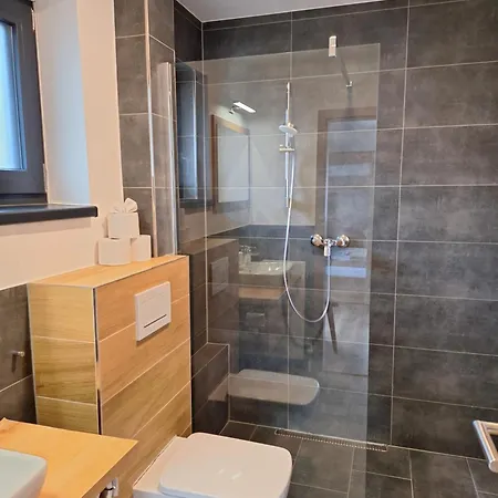 Mountapart In - Out 约赫贝格