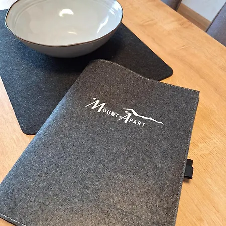 Mountapart In - Out 公寓 *