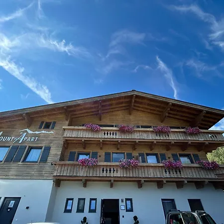 Mountapart In - Out - Sommercard Zum Halben Preis - Gueltig Von Juli Bis September 2025 Daire *