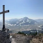 Mountapart In - Out